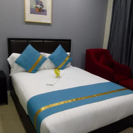 Atlantic Pearl Guest House Midrand Eksteriør billede