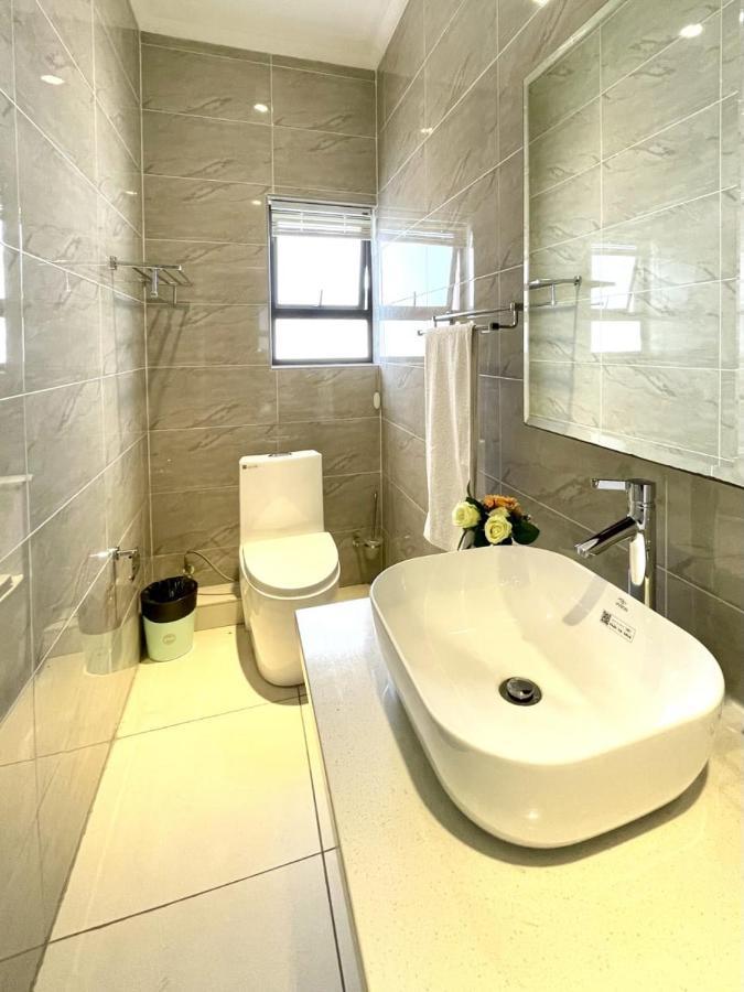 Atlantic Pearl Guest House Midrand Eksteriør billede