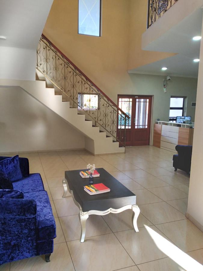 Atlantic Pearl Guest House Midrand Eksteriør billede