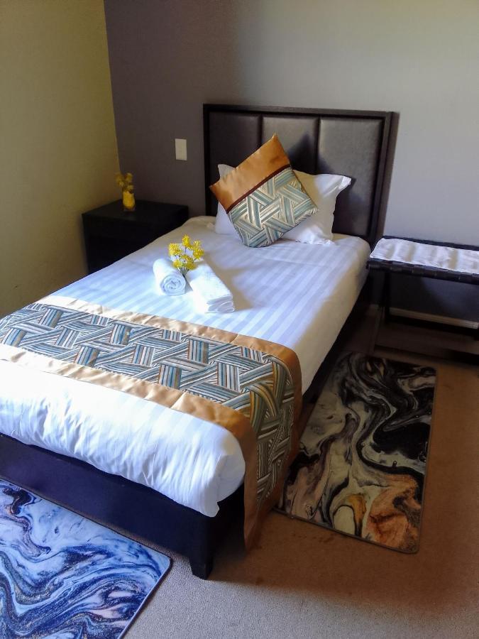 Atlantic Pearl Guest House Midrand Eksteriør billede