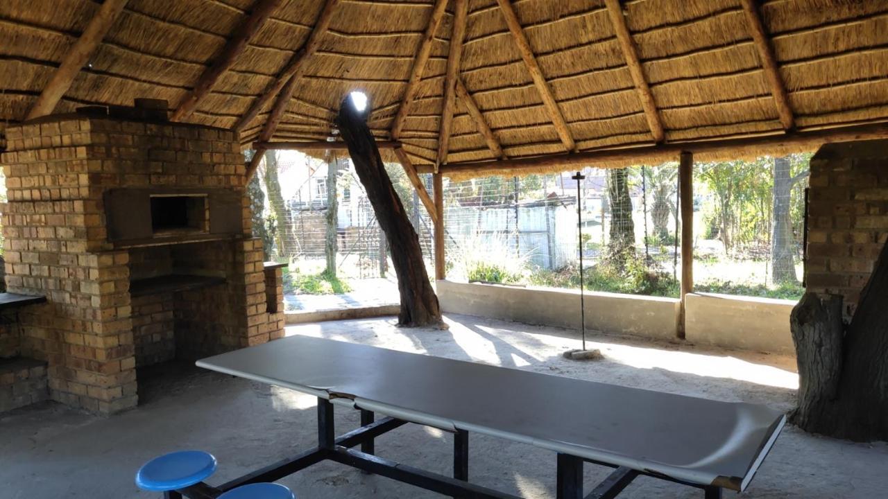 Atlantic Pearl Guest House Midrand Eksteriør billede
